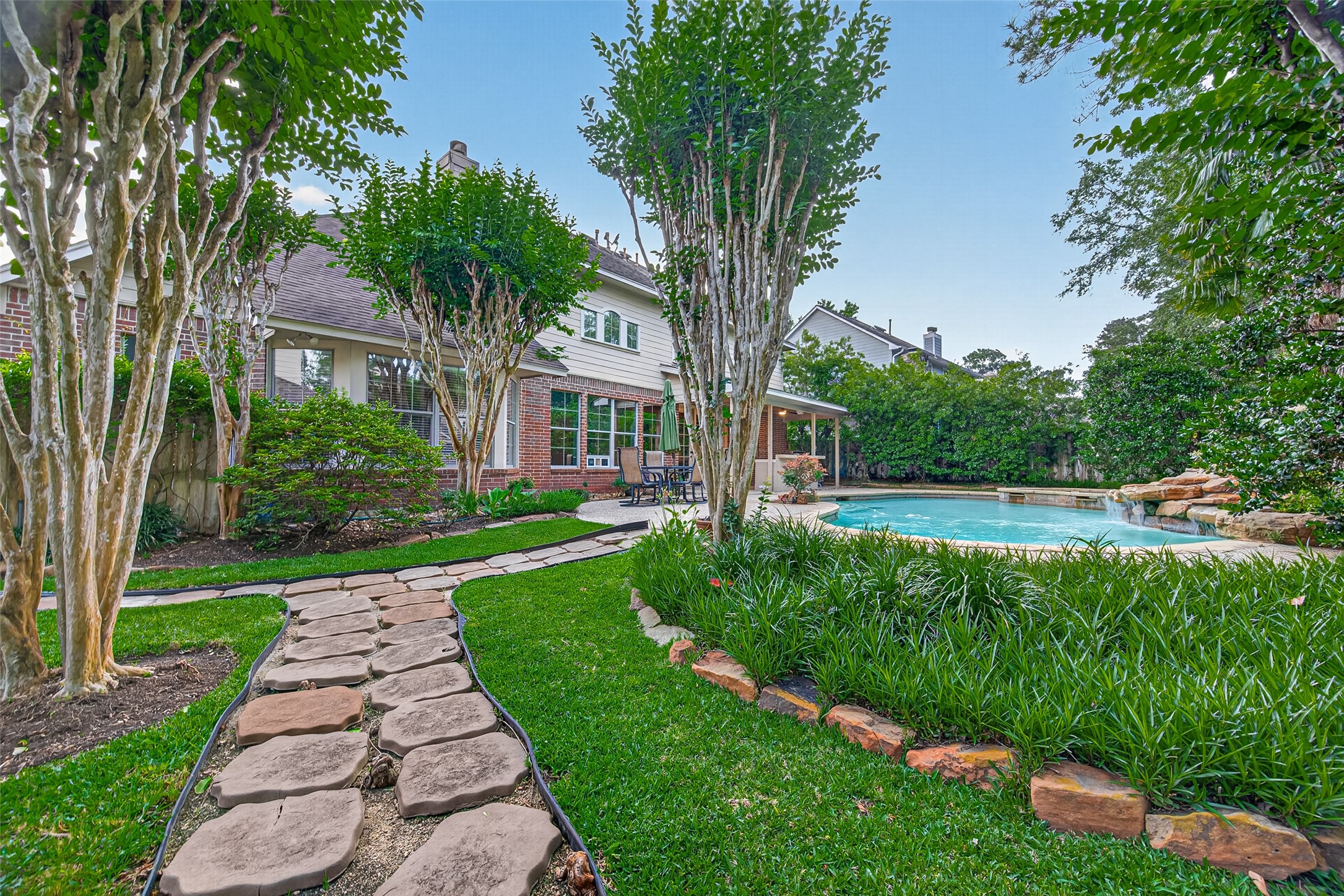10 Mirror Ridge Drive The Woodlands, TX 77382 - Photo 38 of 46