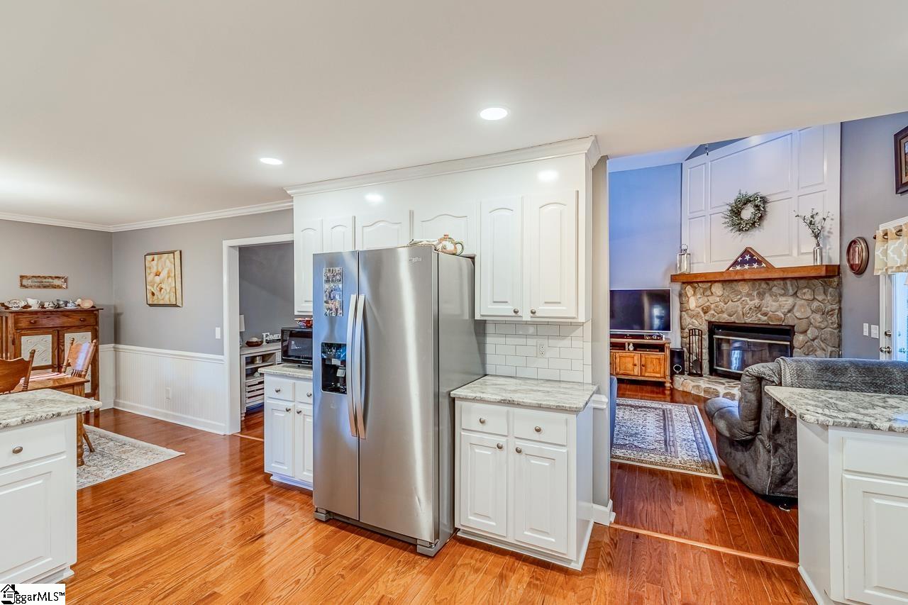 241 Bramlett Road Greer, SC 29651 - Photo 14 of 50