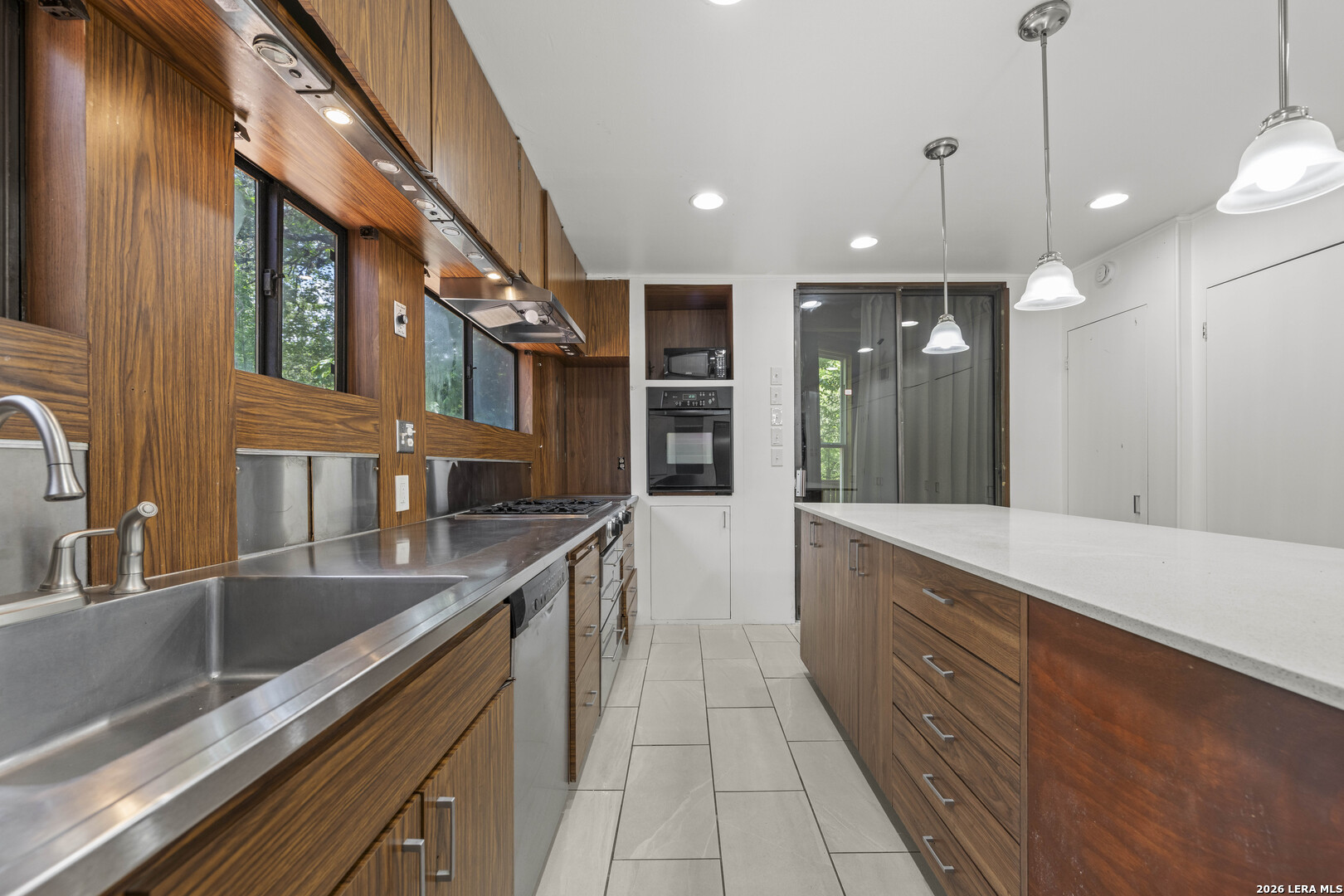 800 Leonard Street Austin, TX 78705 - Photo 45 of 60