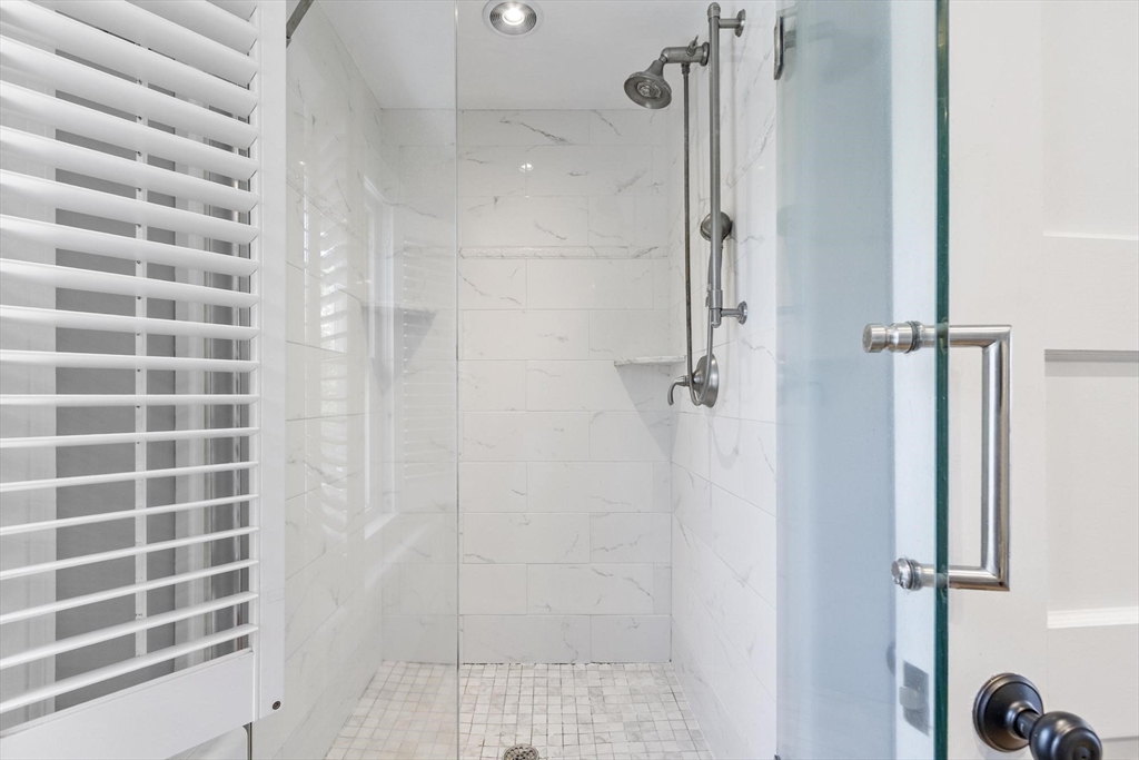 696 Main Street Concord, MA 01742 - Photo 28 of 37