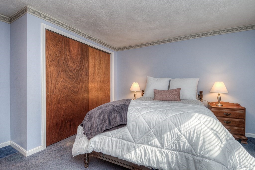 15 Oak Ridge Way Shrewsbury, MA 01545 - Photo 24 of 31 Gallery Image 24