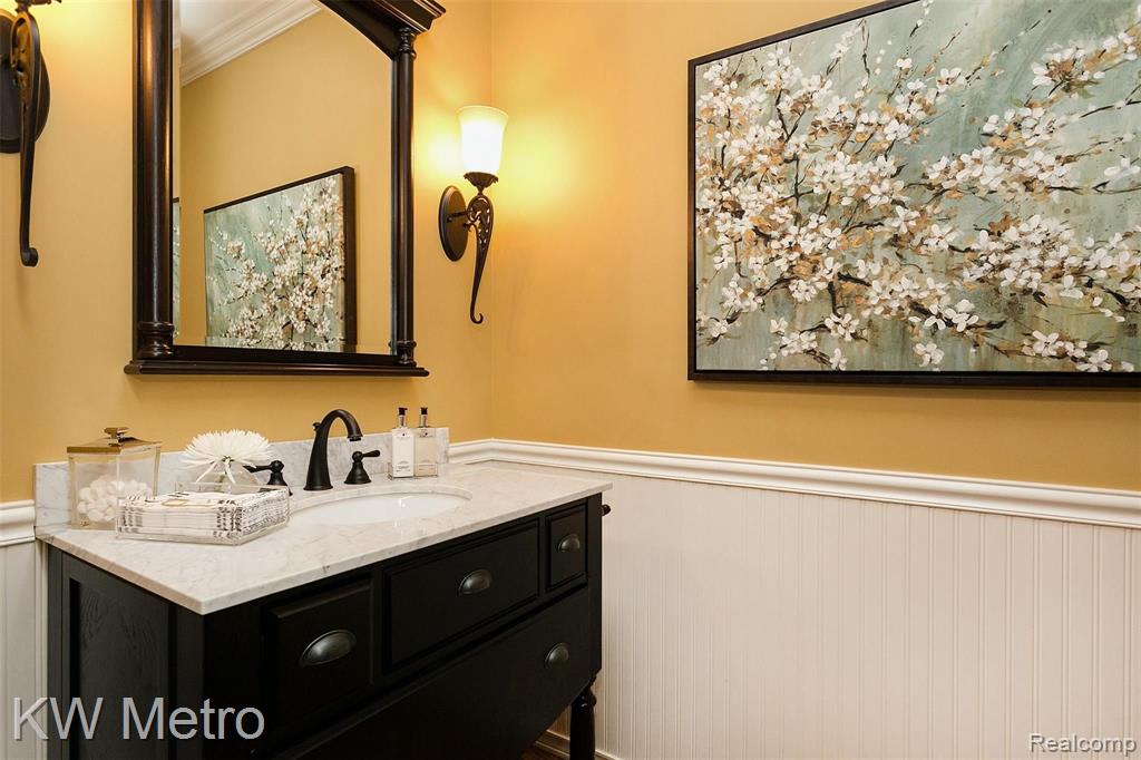 1611 Wakefield Court Rochester Hills, MI 48306 - Photo 21 of 59
