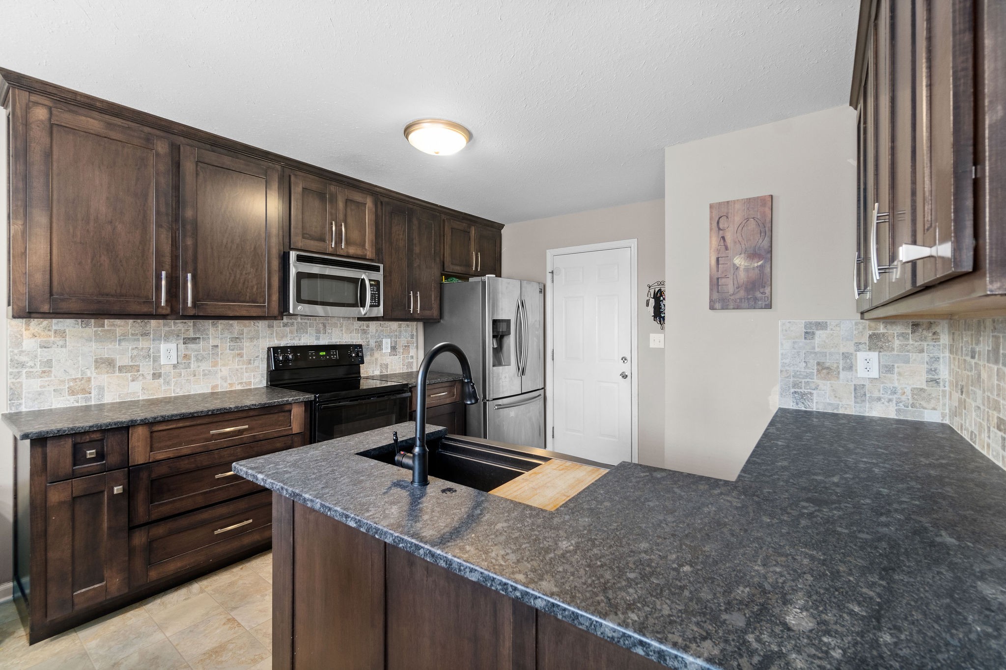 1881 Patton Road Clarksville, TN 37042 - Photo 11 of 22 Gallery Image 11