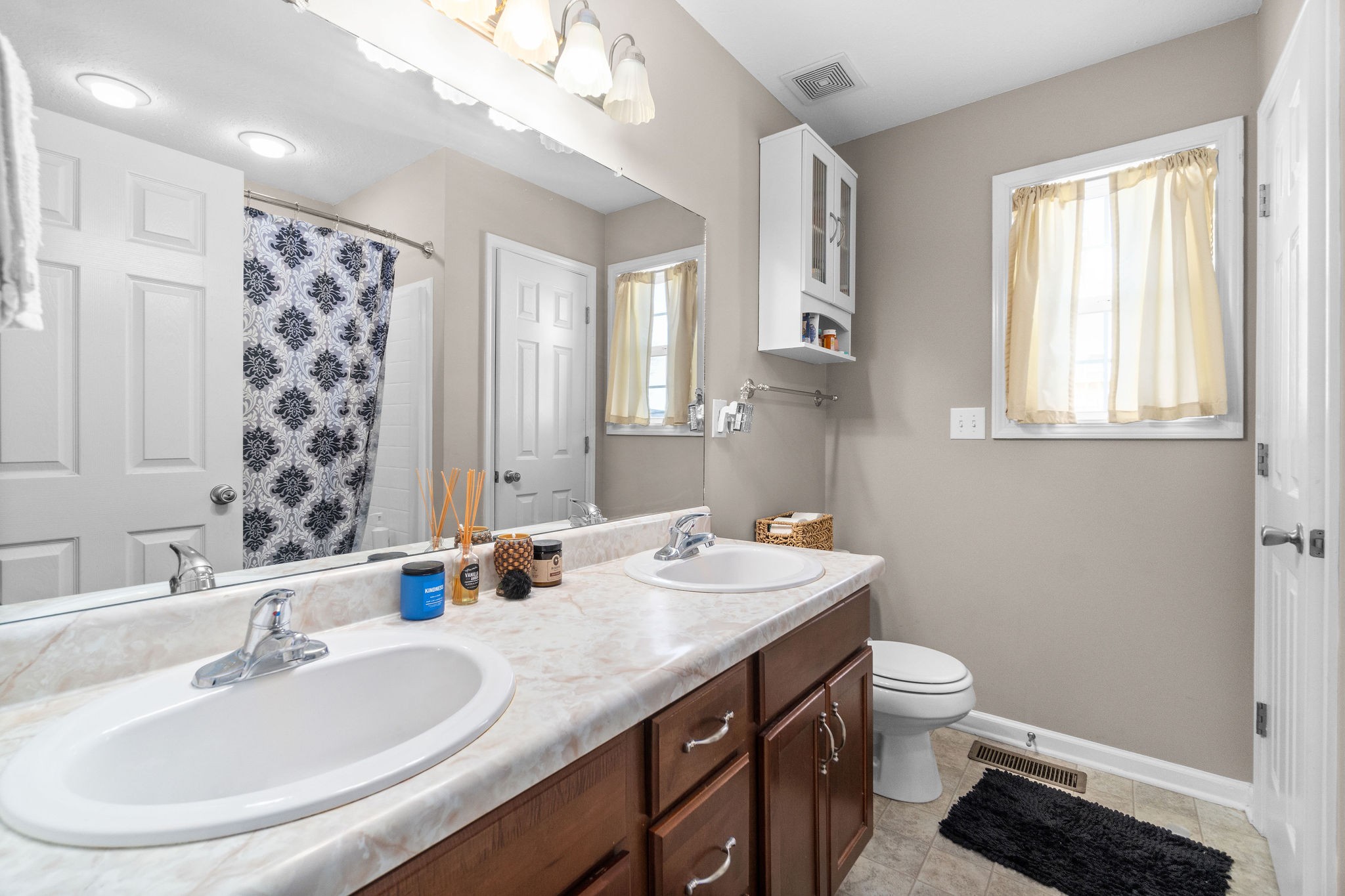 1881 Patton Road Clarksville, TN 37042 - Photo 14 of 22 Gallery Image 14