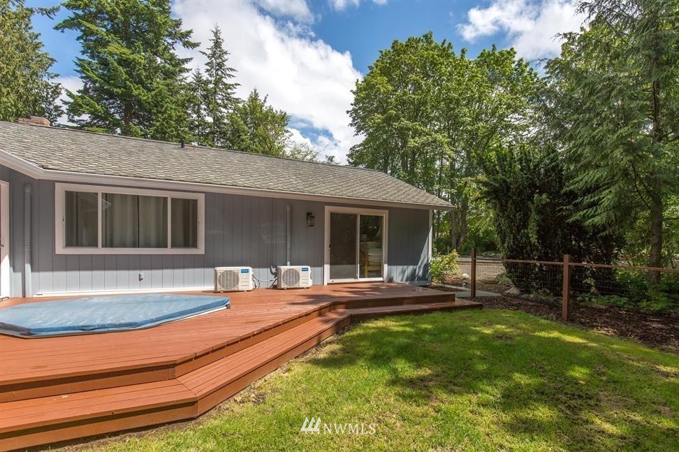 192 Rondale Drive Sequim, WA 98382 - Photo 6 of 40 a house view with a sitting space and garden