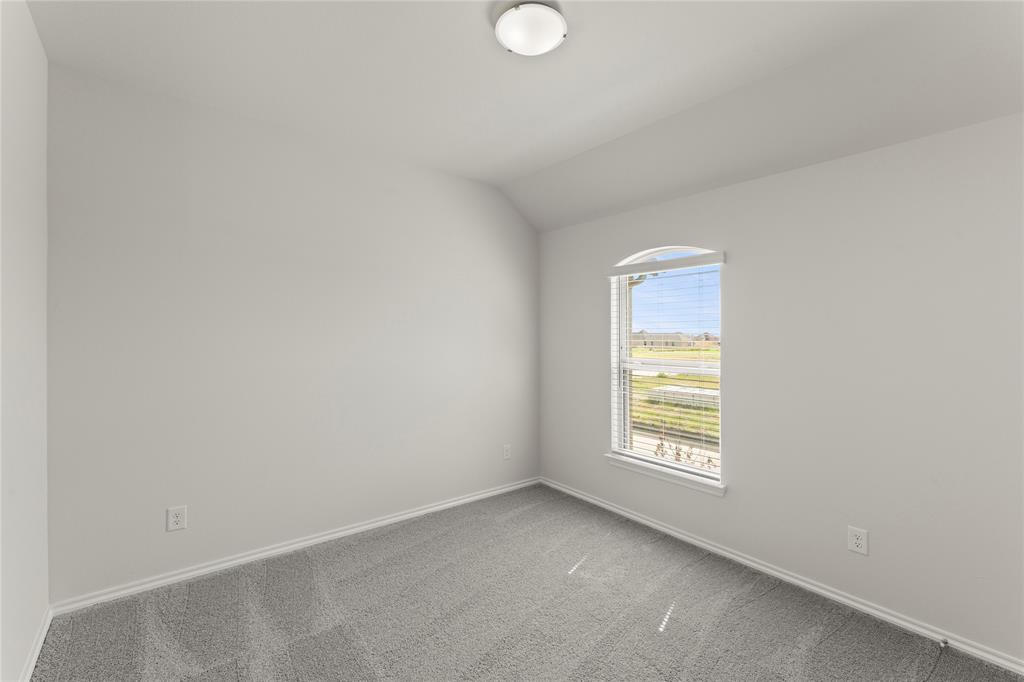 5414 East Runnel Road Royse City, TX 75189 - Photo 16 of 26 an empty room with windows