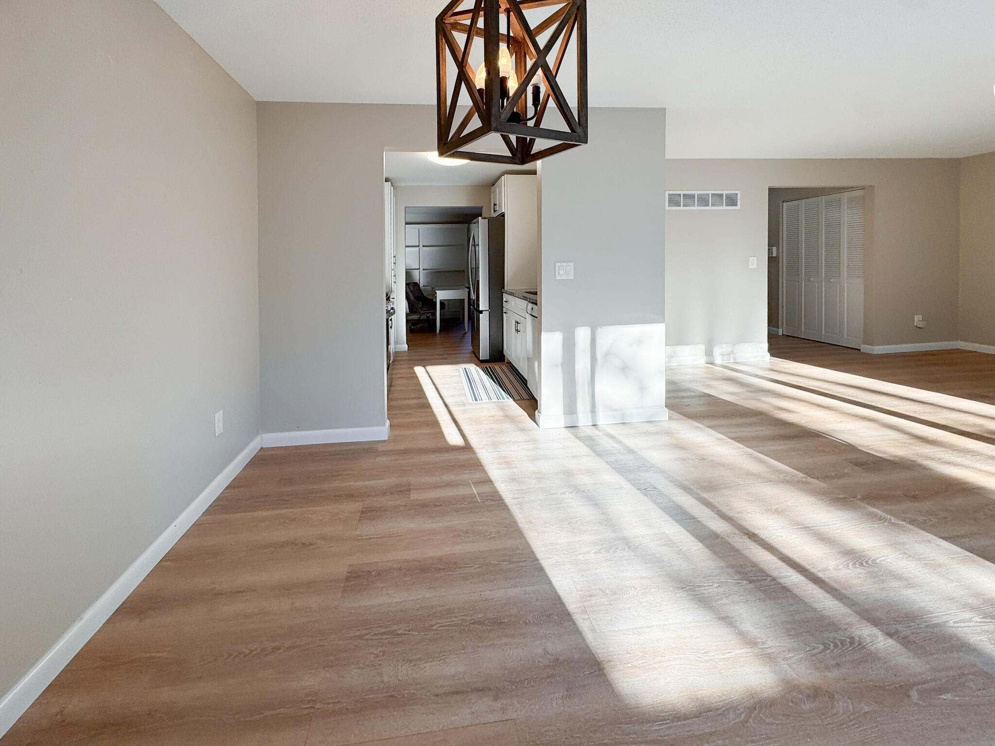 225 SW Meadows, Unit 225 Teaticket, MA 02536 - Photo 5 of 27