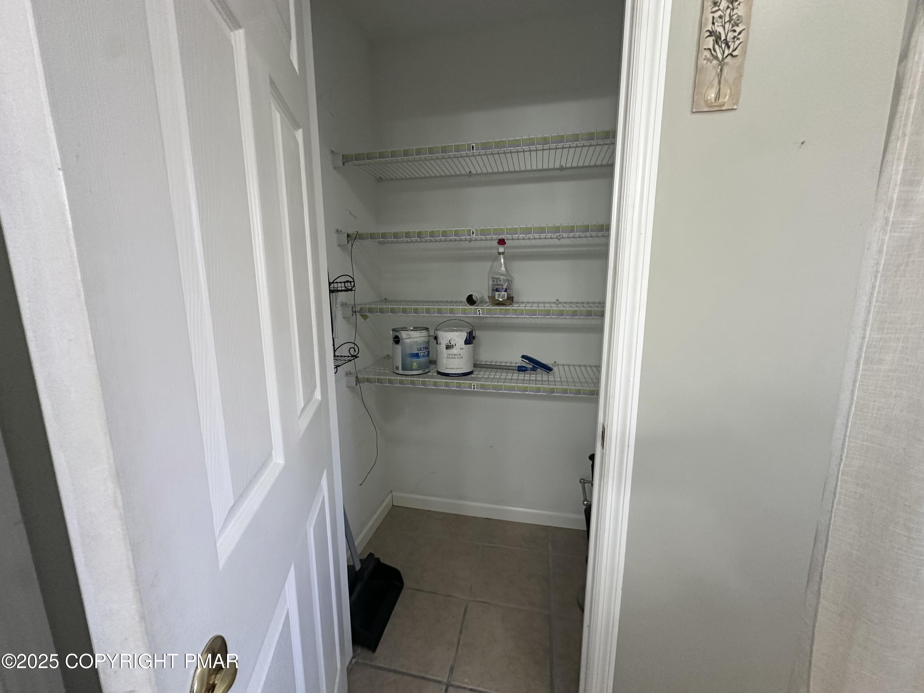 5158 Spring Drive Swiftwater, PA 18370 - Photo 19 of 26 a view of washer and dryer