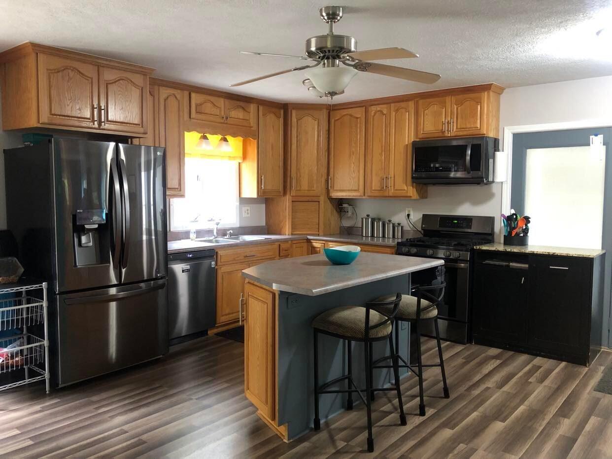 4568 Duck Lake Road Whitehall, MI 49461 - Photo 3 of 37 286375198_351315143604879_42952009610674