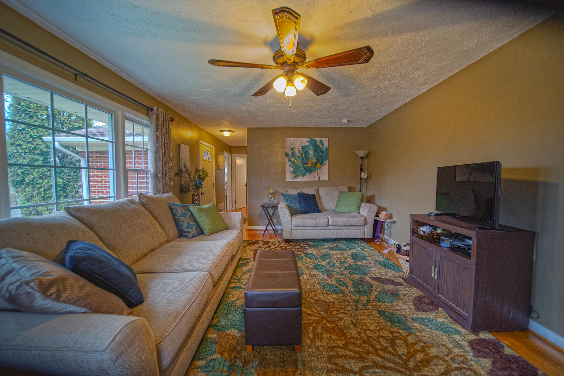 938 Glenn Ridge Road Northwest Roanoke, VA 24017 - Photo 3 of 35 3