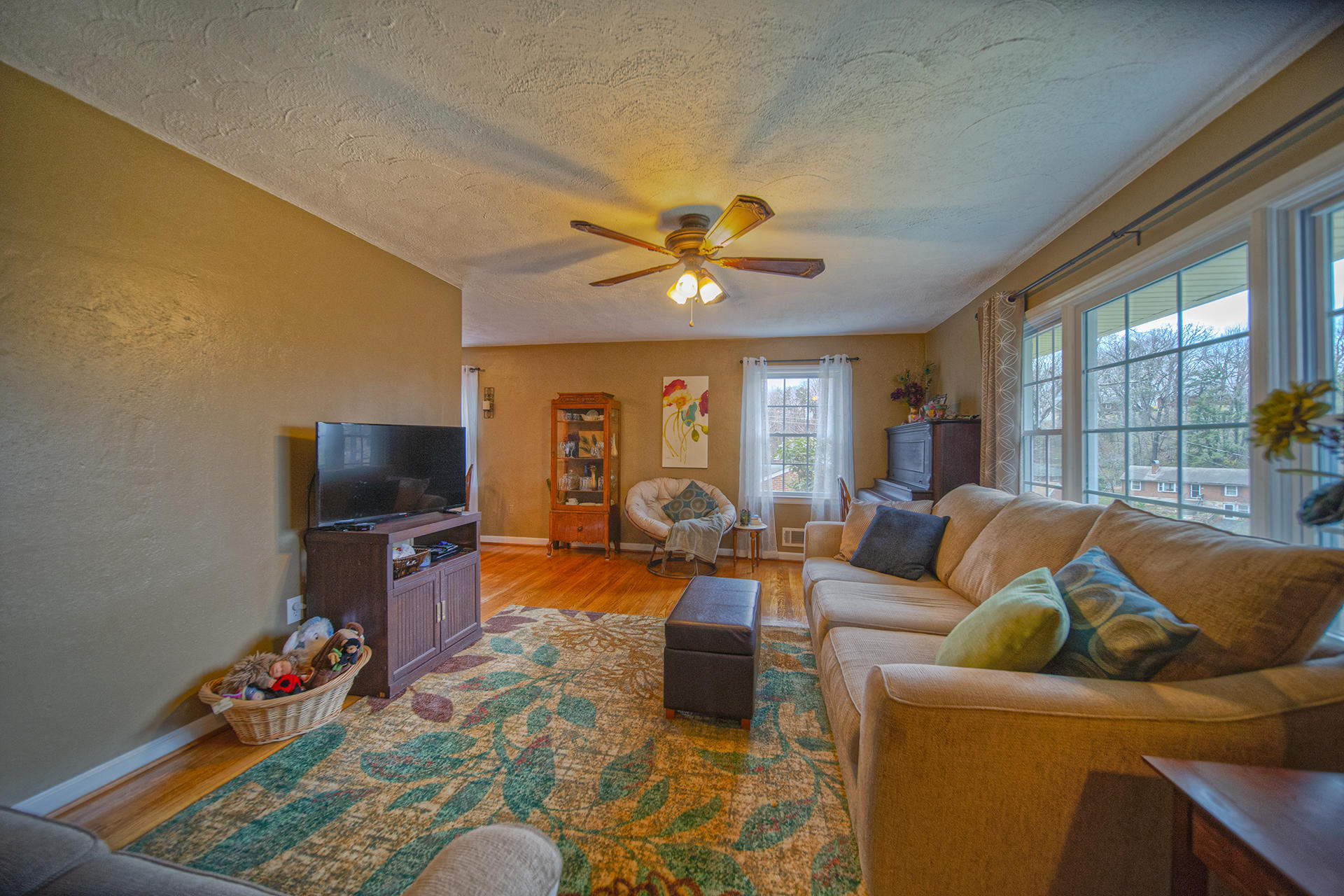 938 Glenn Ridge Road Northwest Roanoke, VA 24017 - Photo 4 of 35 4