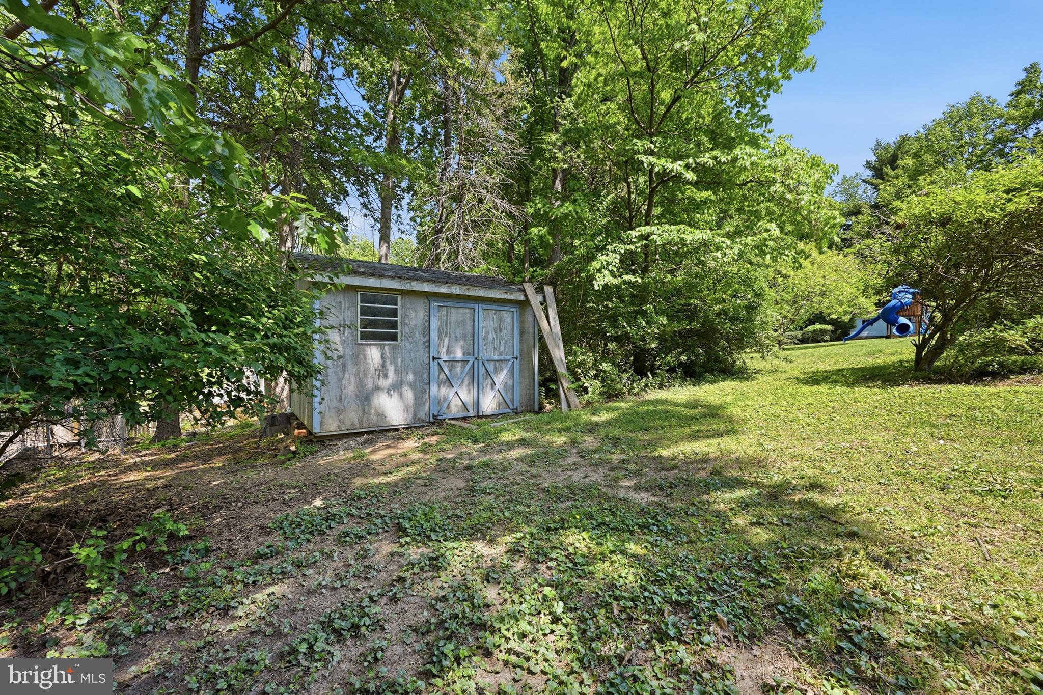 1527 Everlea Road Marriottsville, MD 21104 - Photo 58 of 70 Storage shed