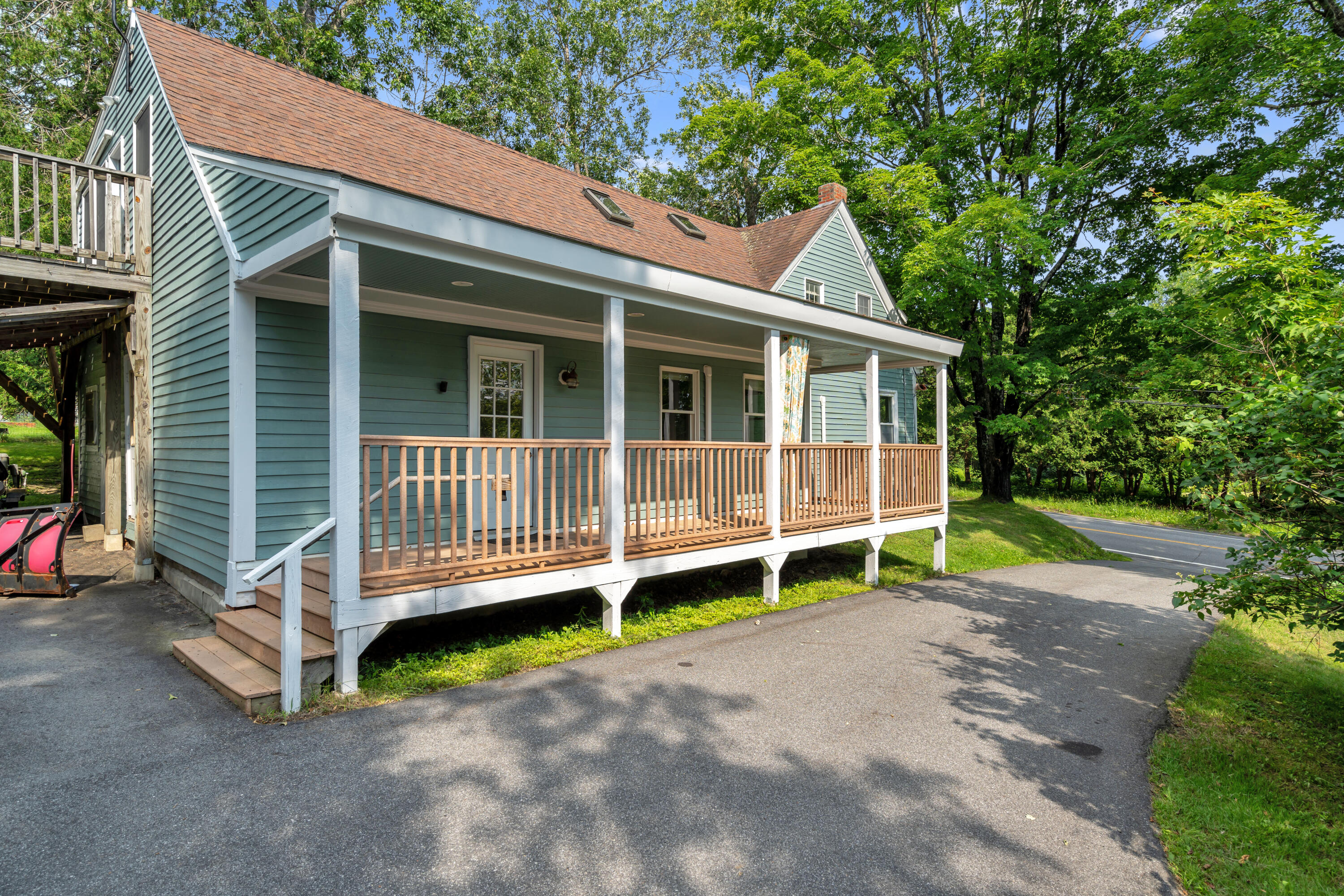 142 River Road Bowdoinham, ME 04008 - Photo 3 of 67 Side View