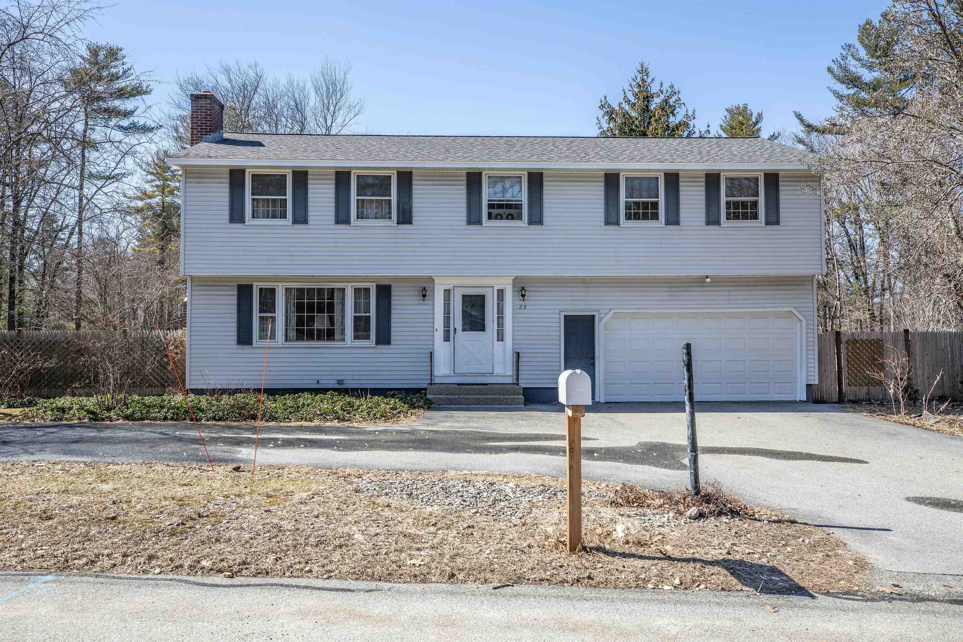 23 Monza Road Nashua, NH 03064 - Photo 1 of 22