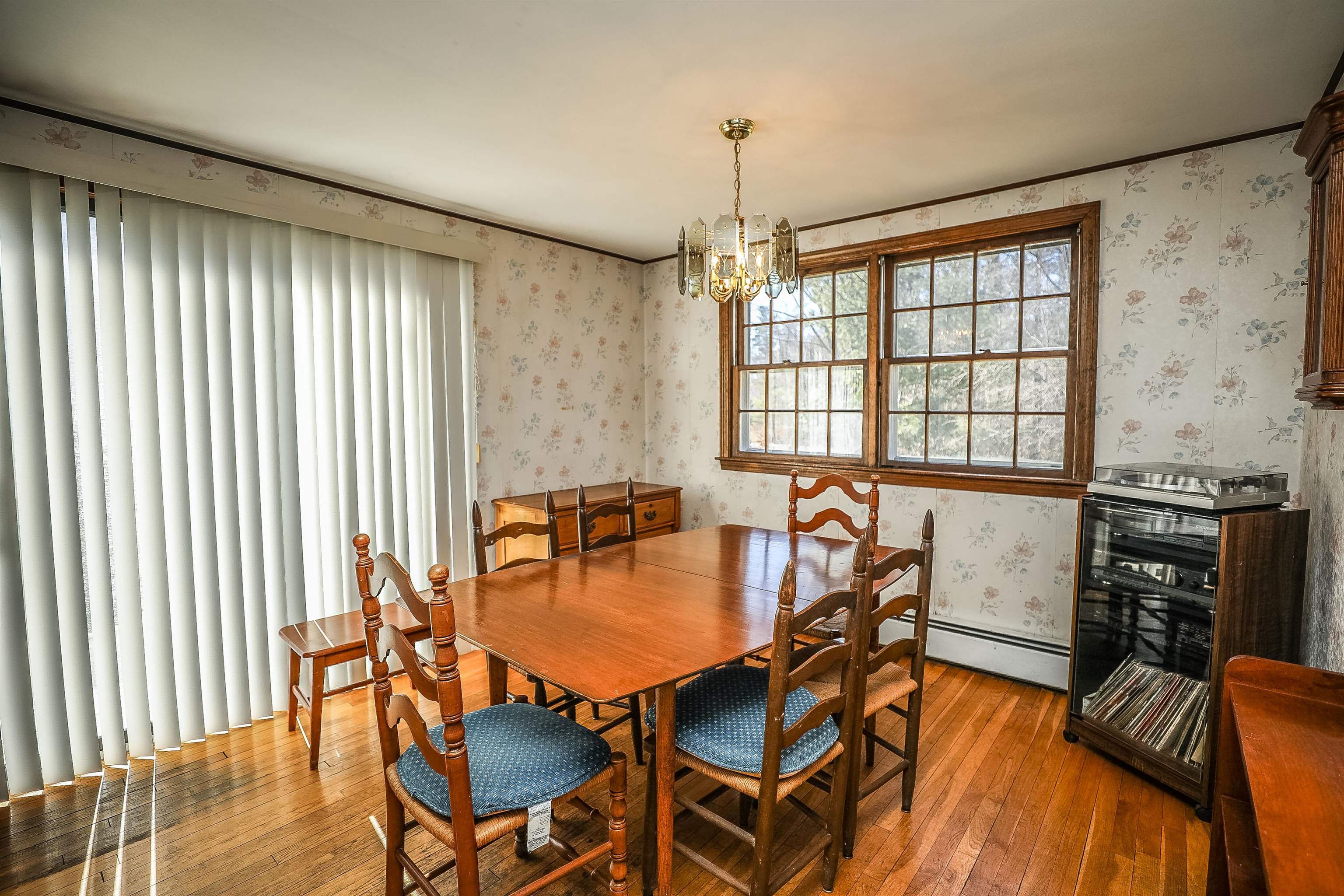 23 Monza Road Nashua, NH 03064 - Photo 4 of 22