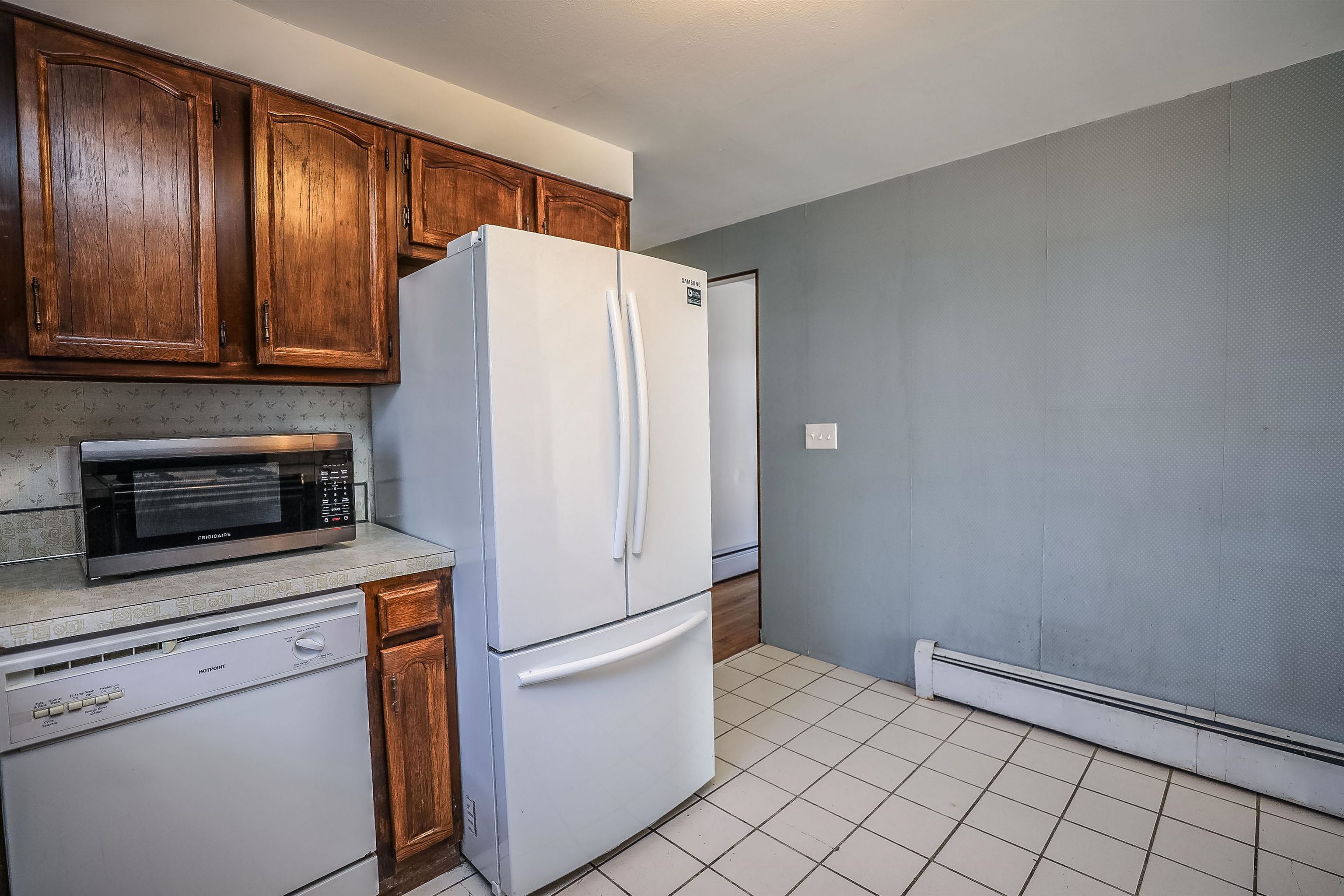 23 Monza Road Nashua, NH 03064 - Photo 8 of 22