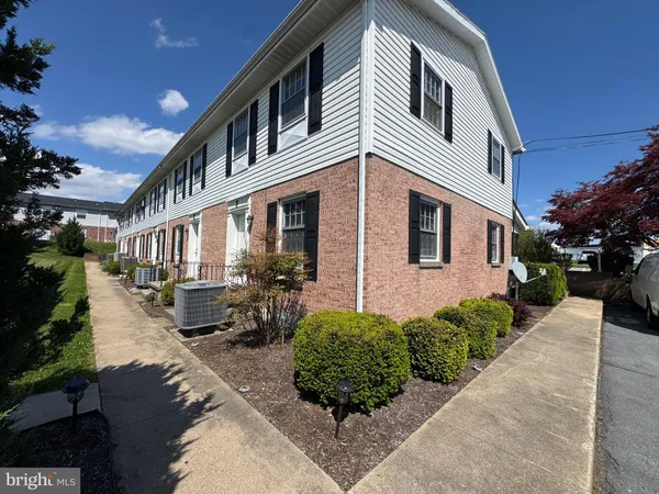 $1,300 | 1781 Lincoln Way East, Chambersburg, PA 17202