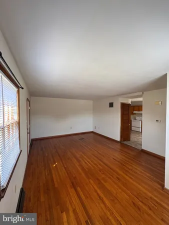 $1,300 | 1781 Lincoln Way East, Chambersburg, PA 17202