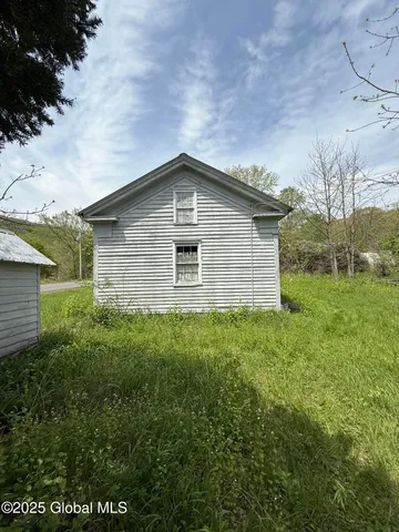 $200,000 | 3306 Highway 145, Rensselaerville, NY 12469