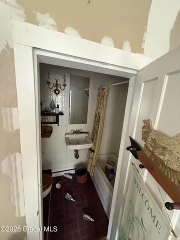 $200,000 | 3306 Highway 145, Rensselaerville, NY 12469