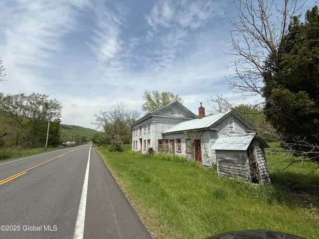 $200,000 | 3306 Highway 145, Rensselaerville, NY 12469