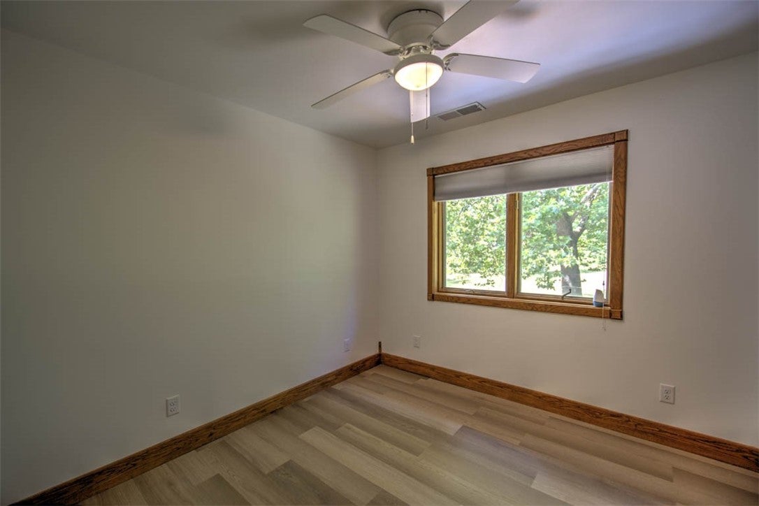5027 North Oakley Road Argenta, IL 62501 - Photo 21 of 47 Gallery Image 21