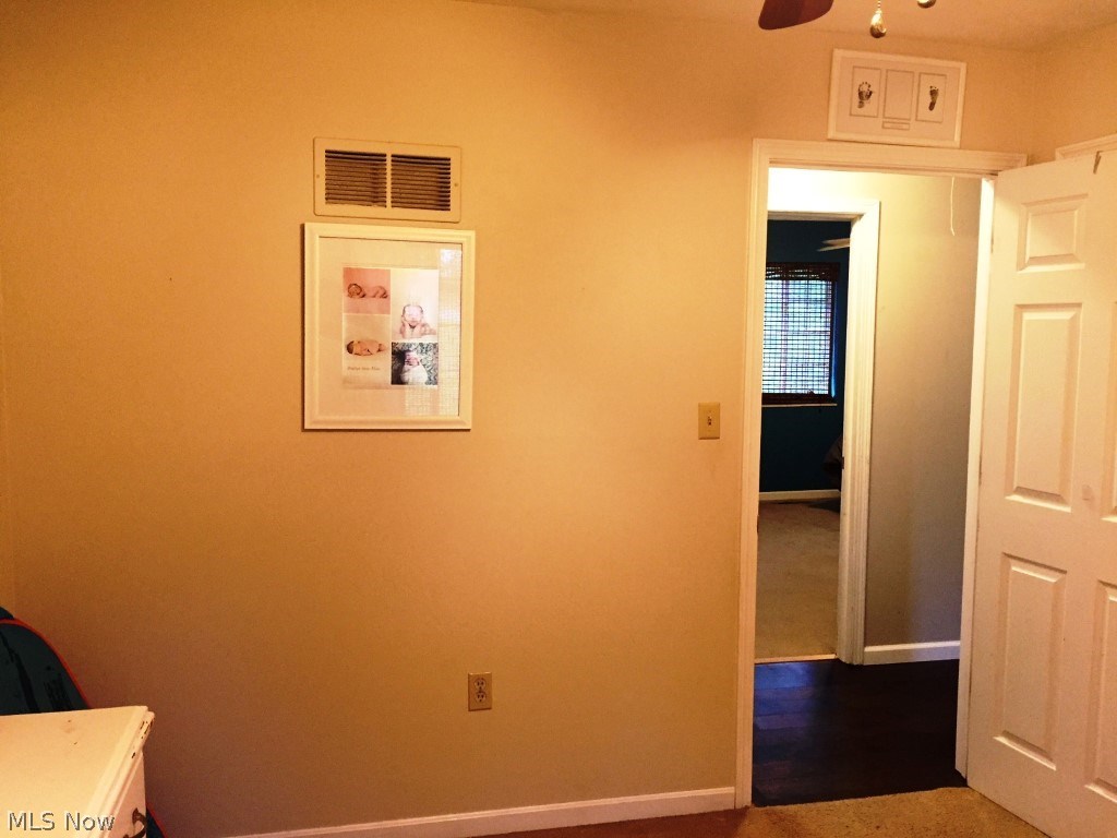 1765 Mt Tom Road Marietta, OH 45750 - Photo 22 of 26 Bedroom 3