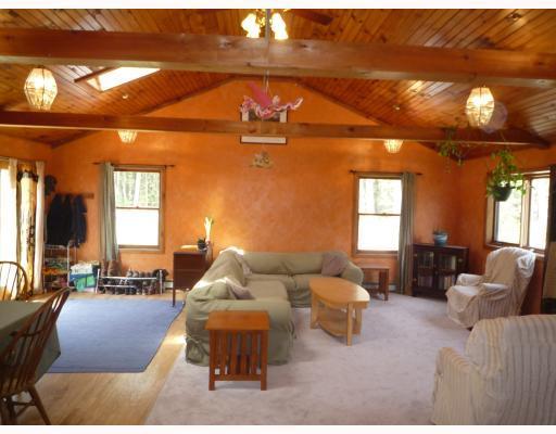 21 Crockett Road Gorham, ME 04038 - Photo 3 of 6 Living Room.