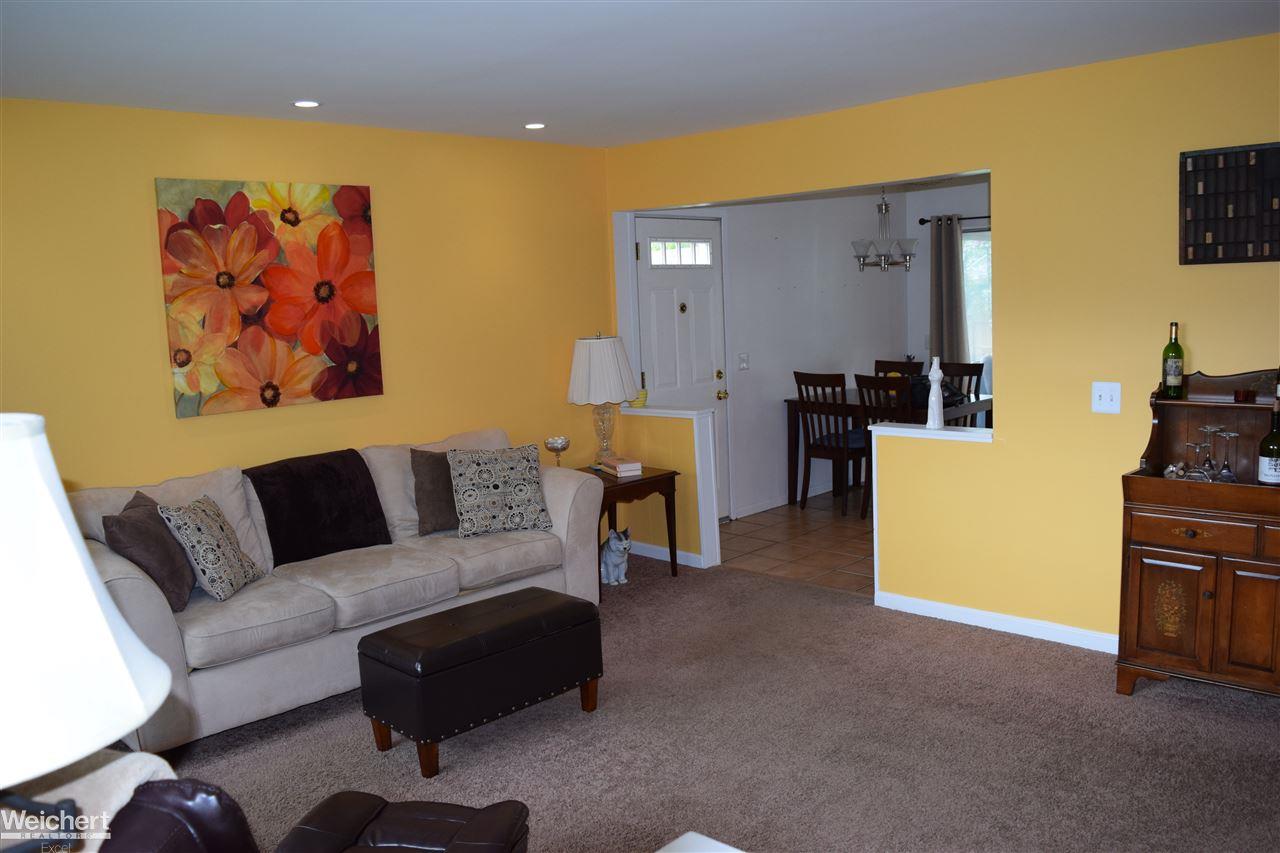 3490 Emmons Avenue Rochester Hills, MI 48307 - Photo 12 of 38