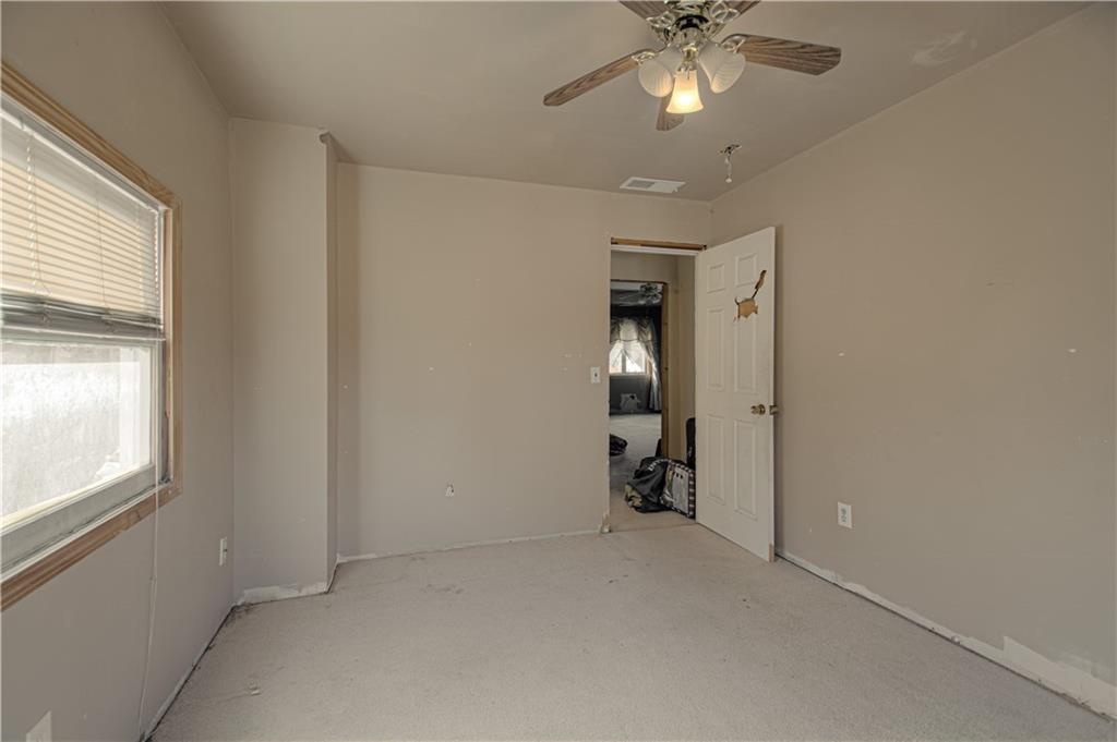 3006 Northeast Parvin Road Kansas City, MO 64117 - Photo 11 of 18