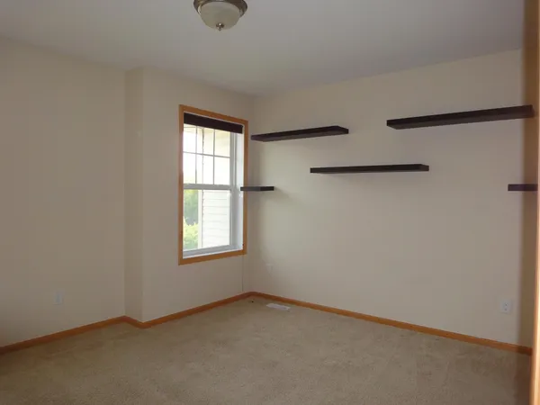 $2,050 | 11846 Emery Village Drive North, Champlin, MN 55316