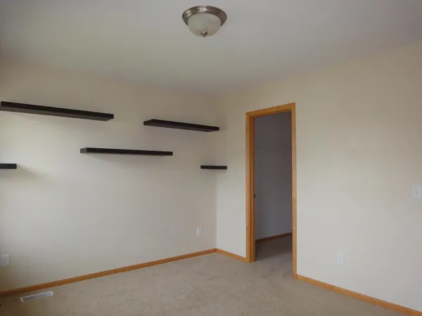 $2,050 | 11846 Emery Village Drive North, Champlin, MN 55316