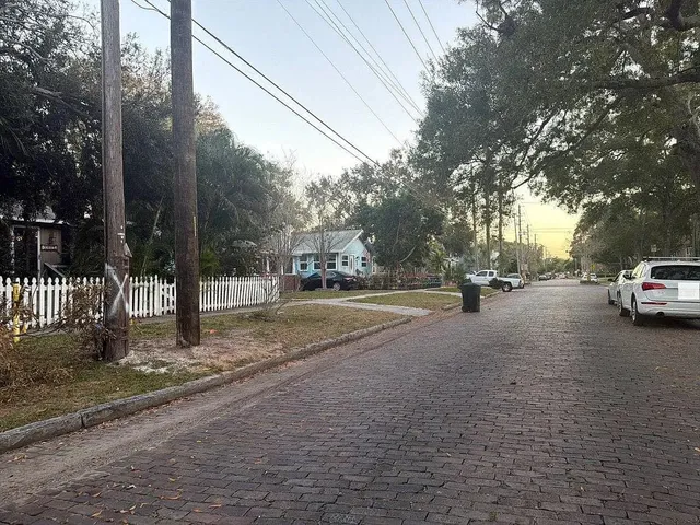 $5,000 | 2011 North 12th Street, St. Petersburg, FL 33704