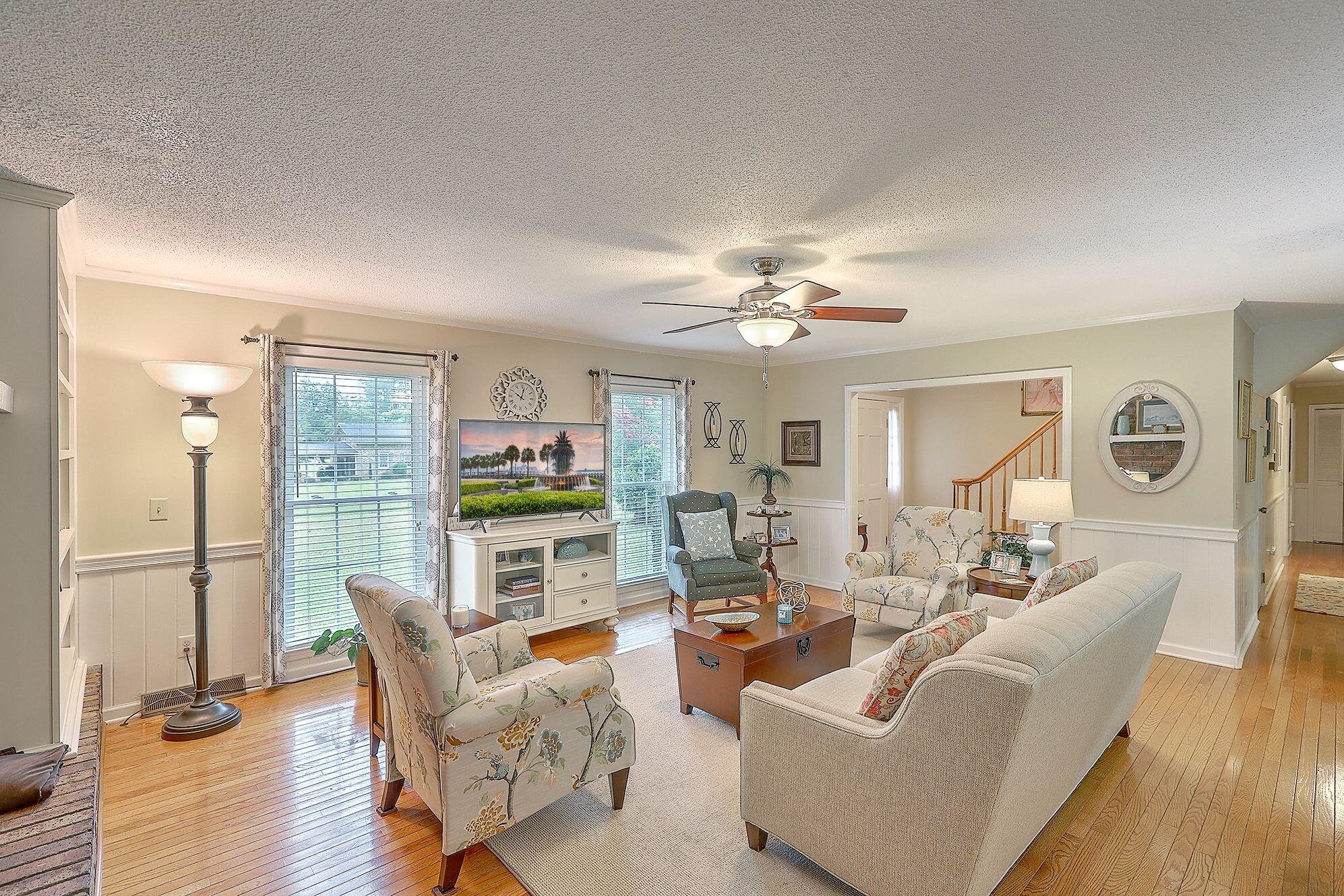 161 Sara Street St. George, SC 29477 - Photo 4 of 25 4-4