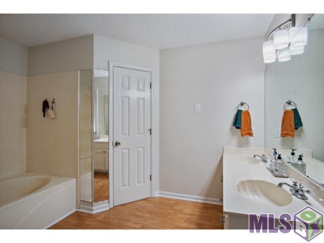 18581 Perkins Oak Road Prairieville, LA 70769 - Photo 13 of 18 Gallery Image 13