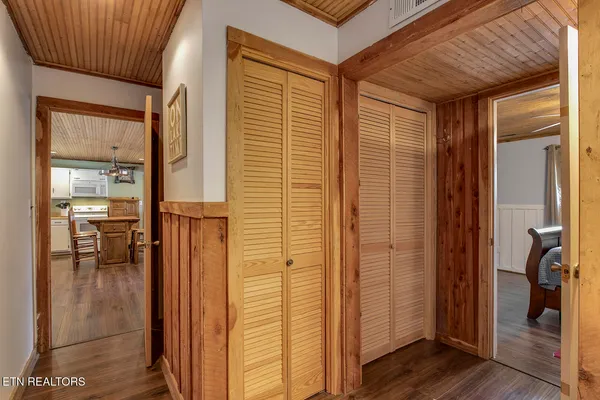 $975,000 | 4368 River Road, Ten Mile, TN 37880