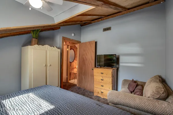 $975,000 | 4368 River Road, Ten Mile, TN 37880