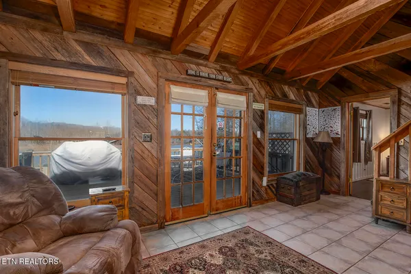 $975,000 | 4368 River Road, Ten Mile, TN 37880