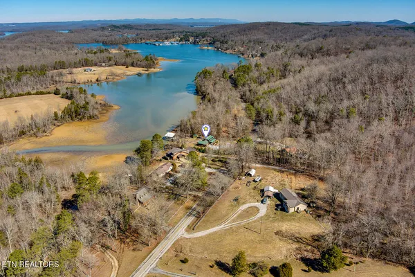$975,000 | 4368 River Road, Ten Mile, TN 37880