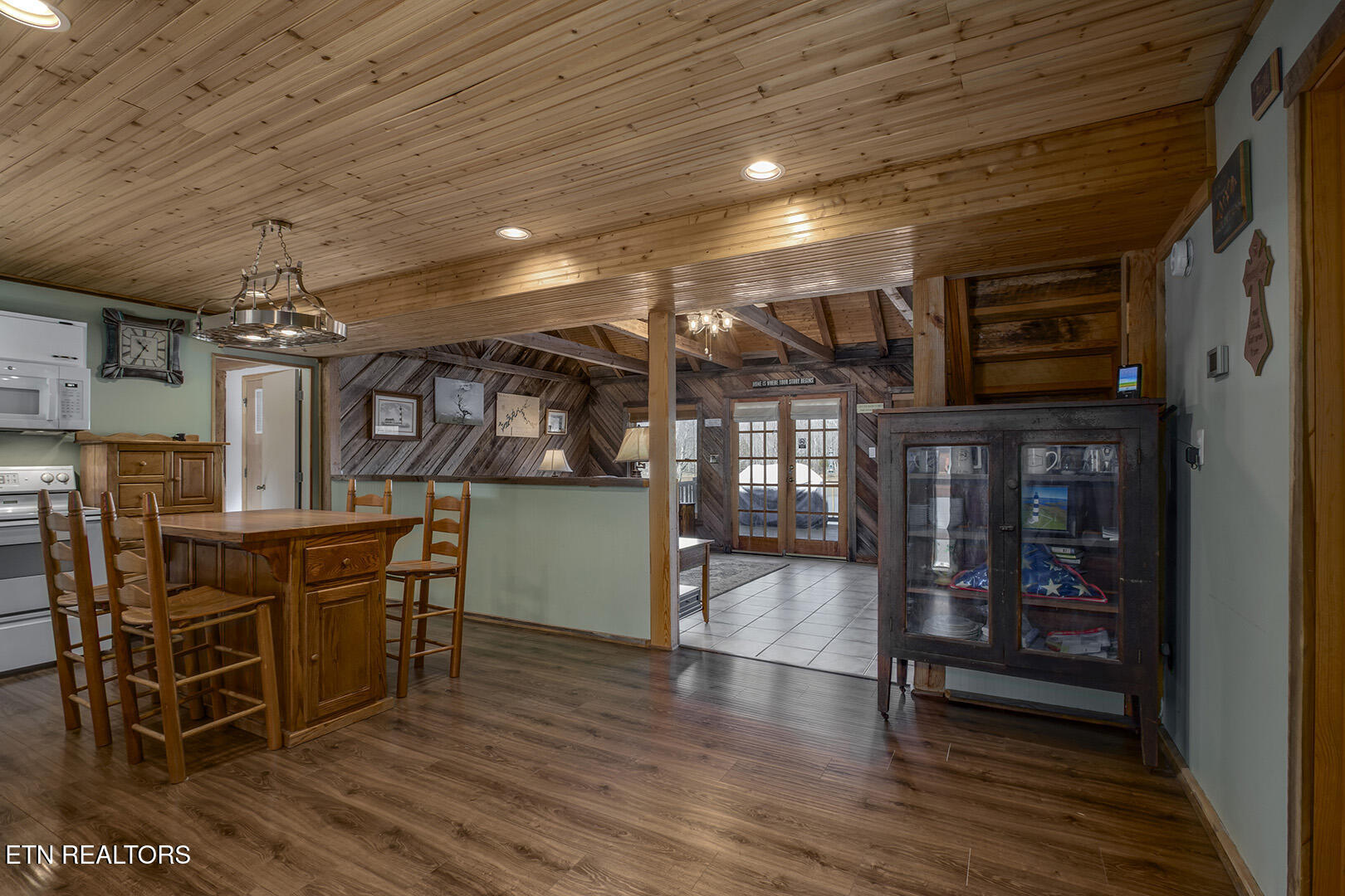 4368 River Road Ten Mile, TN 37880 - Photo 7 of 54 07_RiverRoad_4368_EntryView