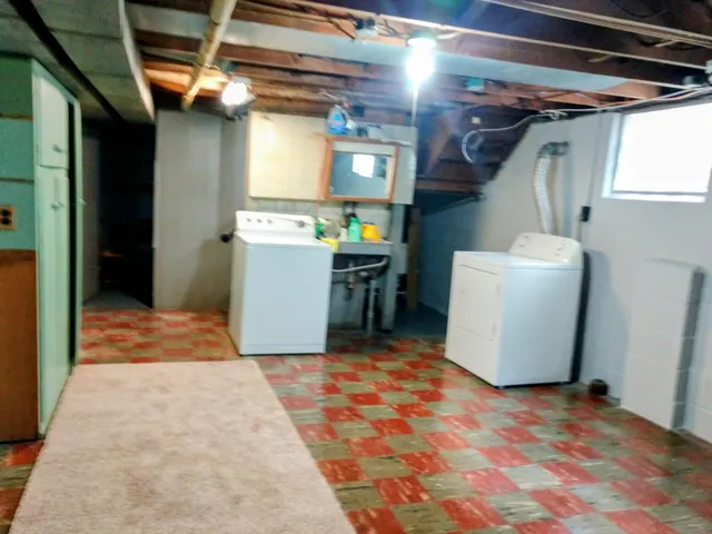 $162,900 | 1426 18th Street, Port Huron, MI 48060