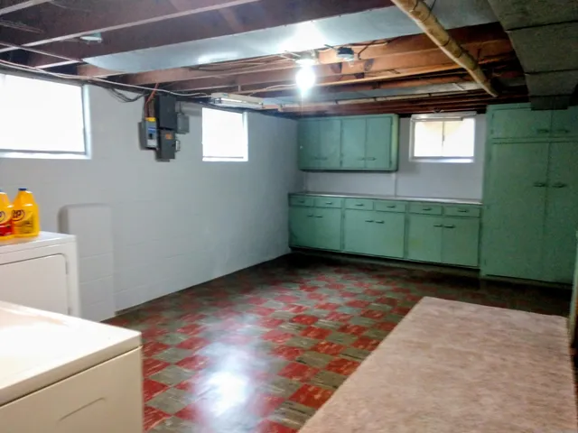 $162,900 | 1426 18th Street, Port Huron, MI 48060