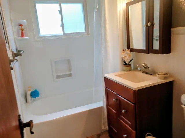 $162,900 | 1426 18th Street, Port Huron, MI 48060