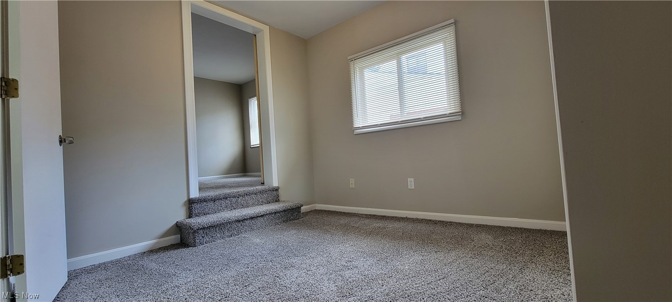 10475 Snow Road Parma Heights, OH 44130 - Photo 12 of 27