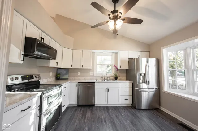 $350,000 | 7824 Ashton Place, Fishers, IN 46038