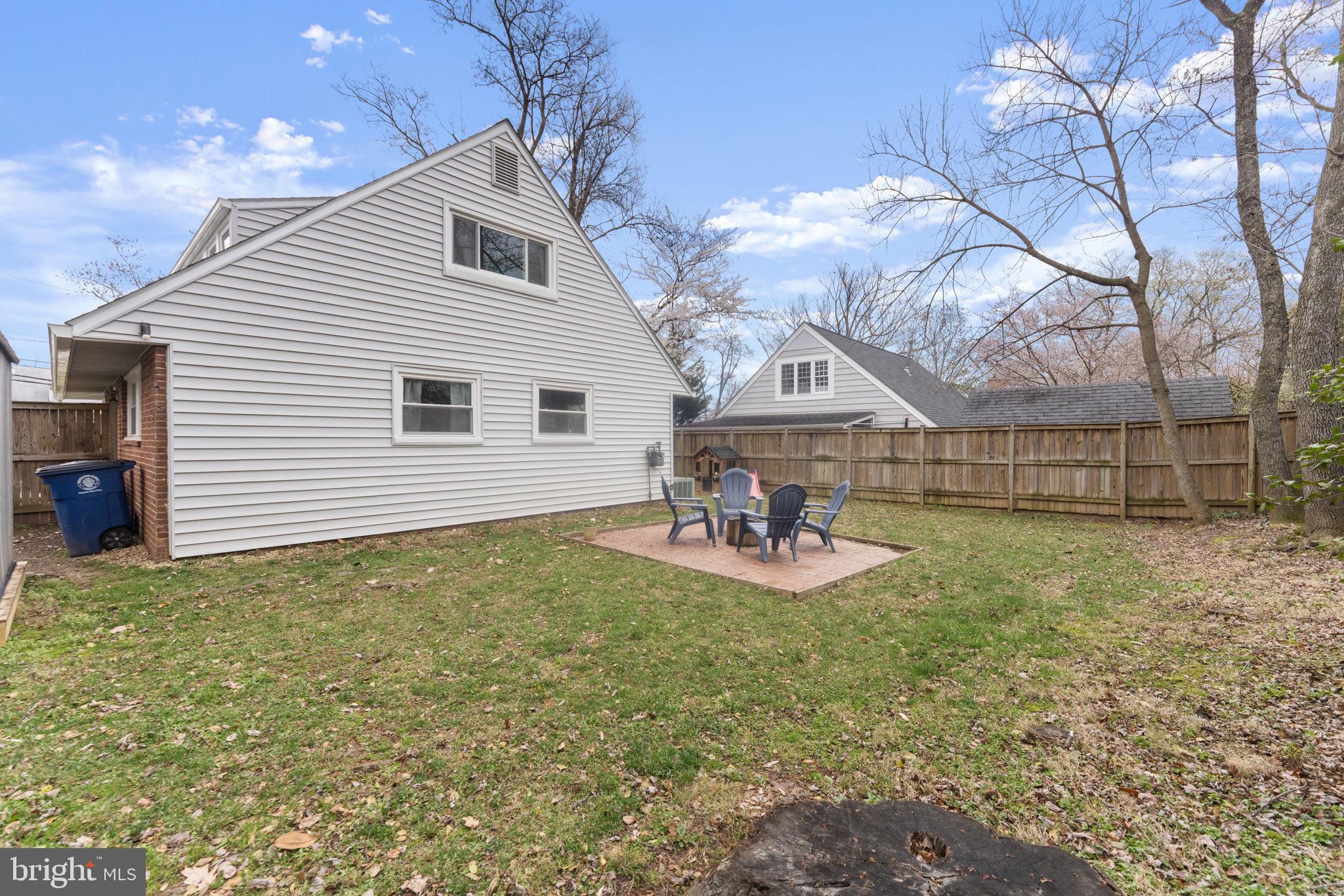 1806 Tilton Drive Silver Spring, MD 20902 - Photo 44 of 54 a house view with a garden space