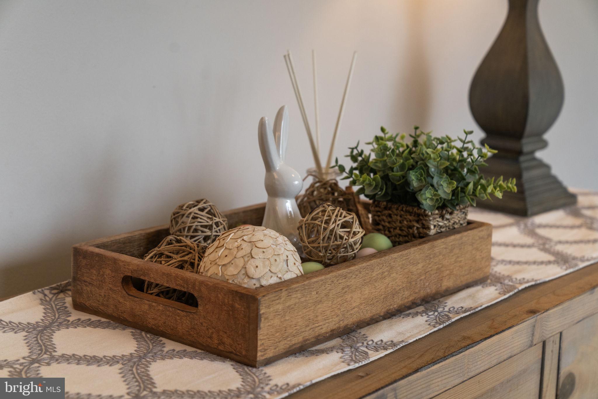 1806 Tilton Drive Silver Spring, MD 20902 - Photo 9 of 54 a living room with furniture and a potted plant