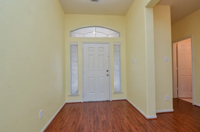 $2,075 | 20110 Goss Hollow Lane, Katy, TX 77449