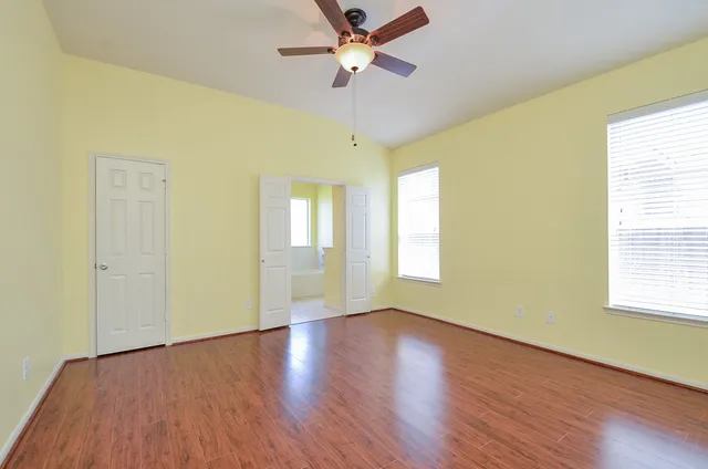 $2,075 | 20110 Goss Hollow Lane, Katy, TX 77449