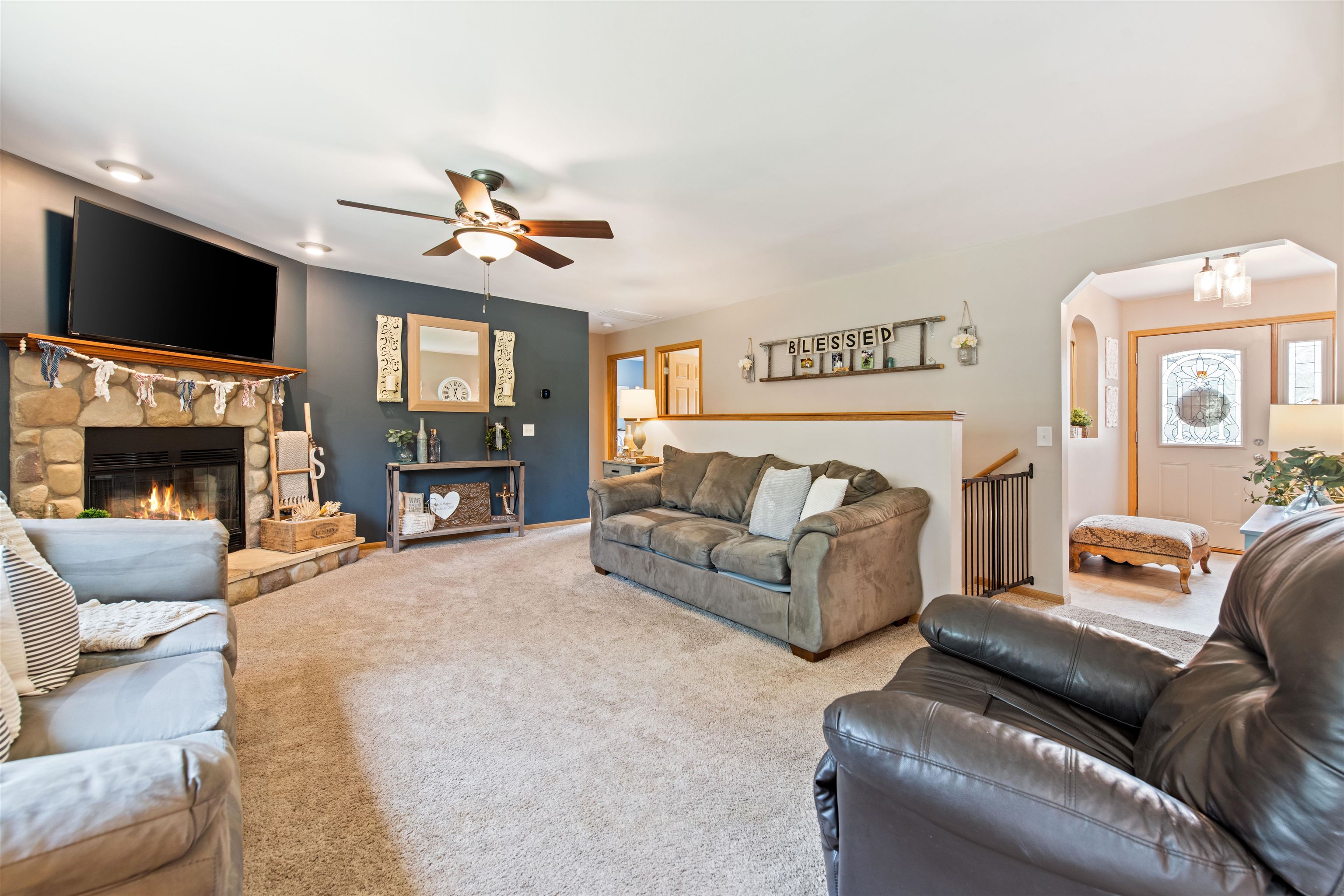 180 Chicago Court Peshtigo, WI 54157 - Photo 7 of 51